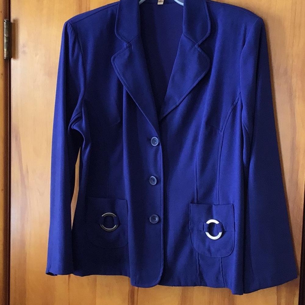 Jacket - Picture 2 of 3